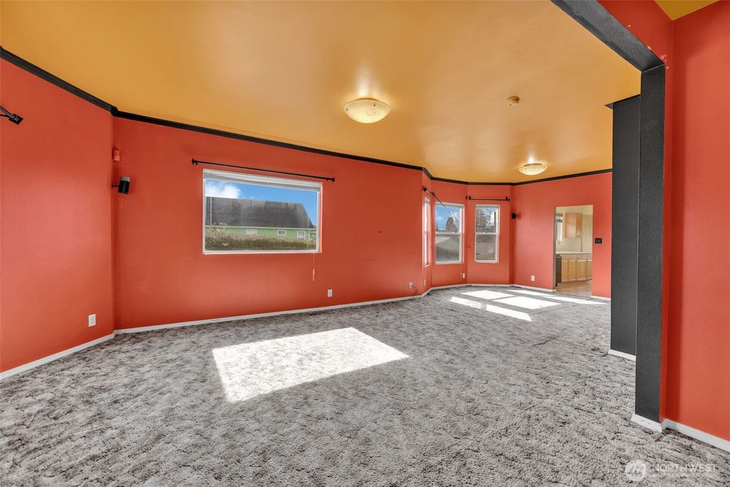Photo of 1332 E Marine View Drive, Everett, WA 98201 (MLS # 2346558)