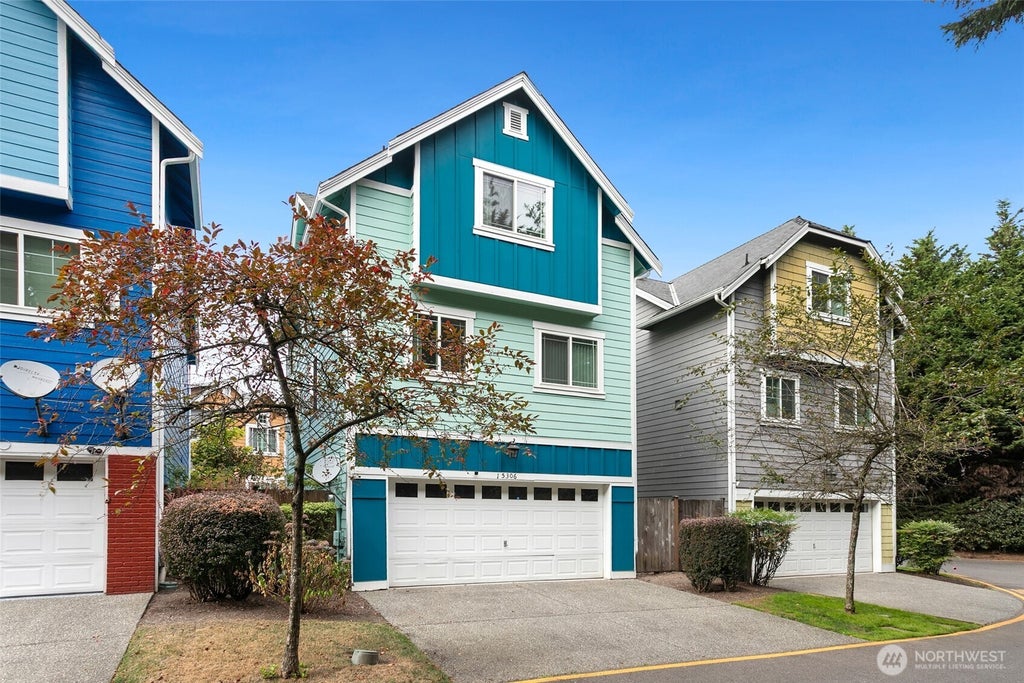 Photo of 15306 14th Avenue W, Lynnwood, WA 98087 (MLS # 2582103)