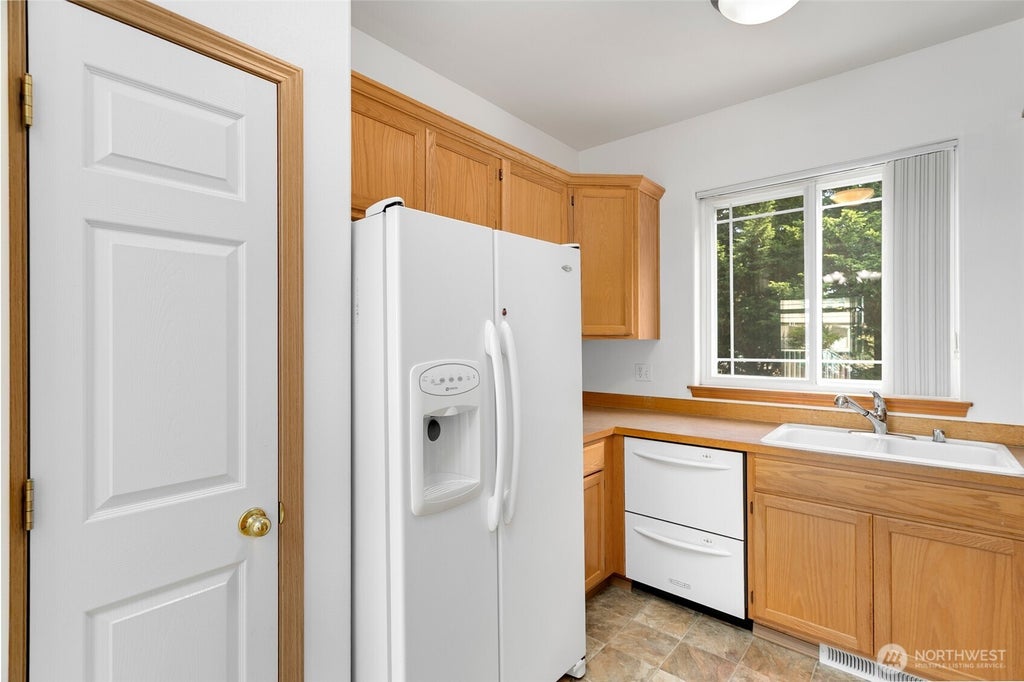 Photo of 15306 14th Avenue W, Lynnwood, WA 98087 (MLS # 2582103)