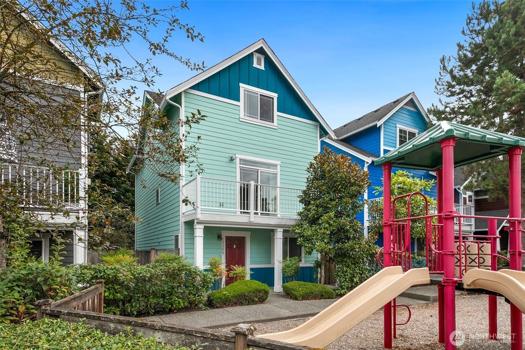 Photo of 15306 14th Avenue W, Lynnwood, WA 98087 (MLS # 2582103)