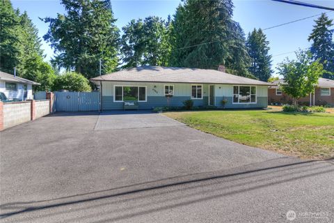 Photo of 4709 14th Avenue SE, Lacey, WA 98503 (MLS # 2421244)