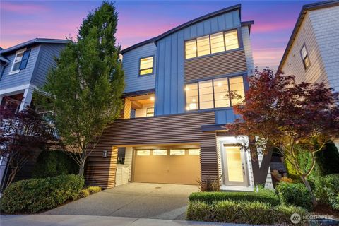 Photo of 10615 NE 65th Lane, Kirkland, WA 98033 (MLS # 2407215)