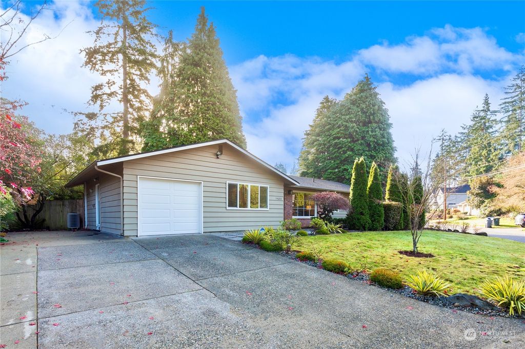 Photo of 14603 SE 20th Street, Bellevue, WA 98007 (MLS # 2181254)