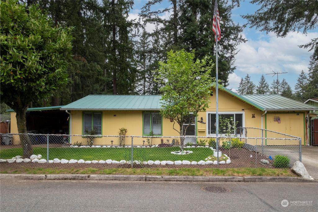 Photo of 19040 SE 269th Street, Covington, WA 98042 (MLS # 2063641)