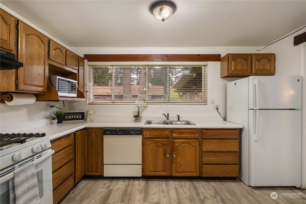 Photo of 19040 SE 269th Street, Covington, WA 98042 (MLS # 2063641)