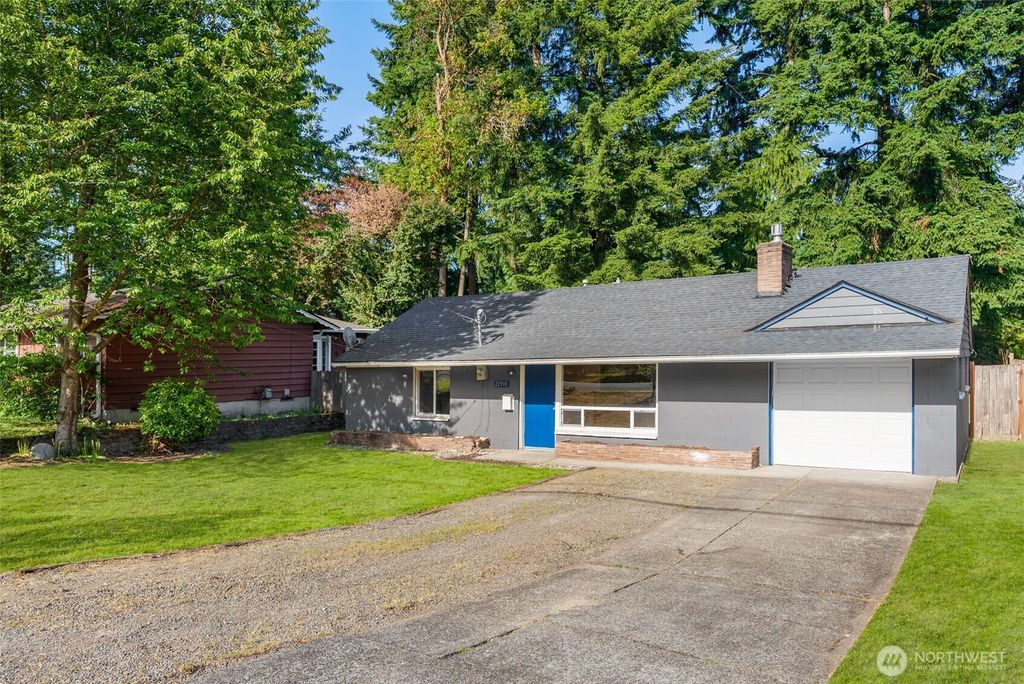 Photo of 22901 60th Avenue W, Mountlake Terrace, WA 98043 (MLS # 2391972)