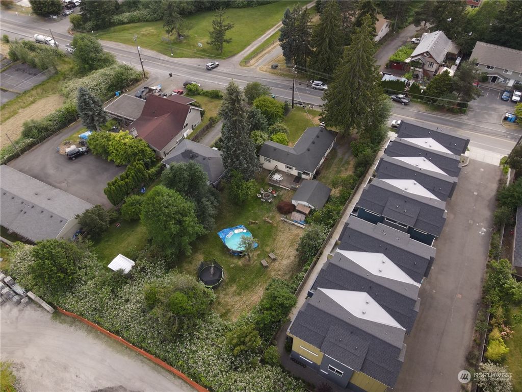 Photo of 19834 NE 25th Avenue, Shoreline, WA 98155 (MLS # 2032852)