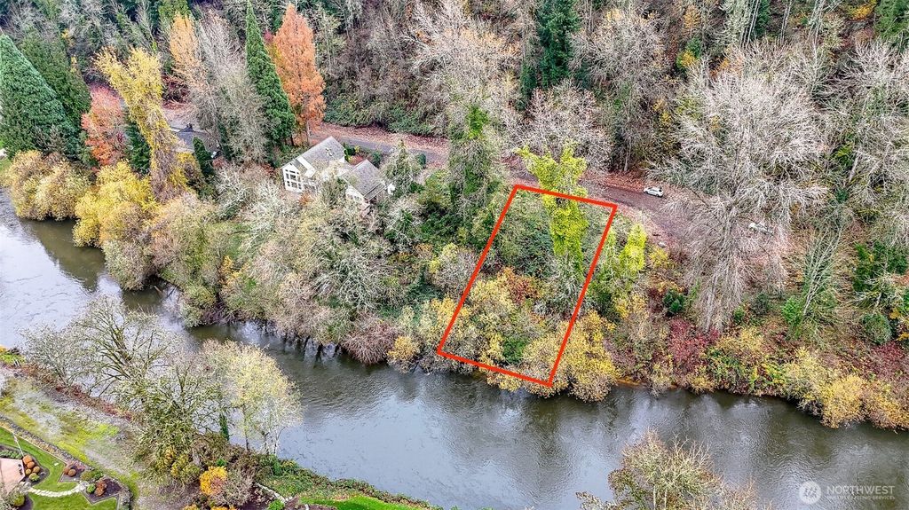 Photo of 0 104th Place SE, Auburn, WA 98092 (MLS # 2482027)