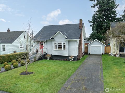 Photo of 3717 Wetmore Avenue, Everett, WA 98201 (MLS # 2493571)