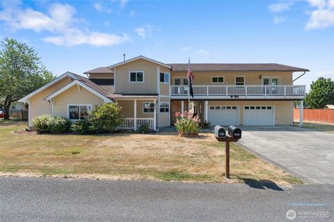 Photo of 802 State Street, Centralia, WA 98531 (MLS # 2413378)