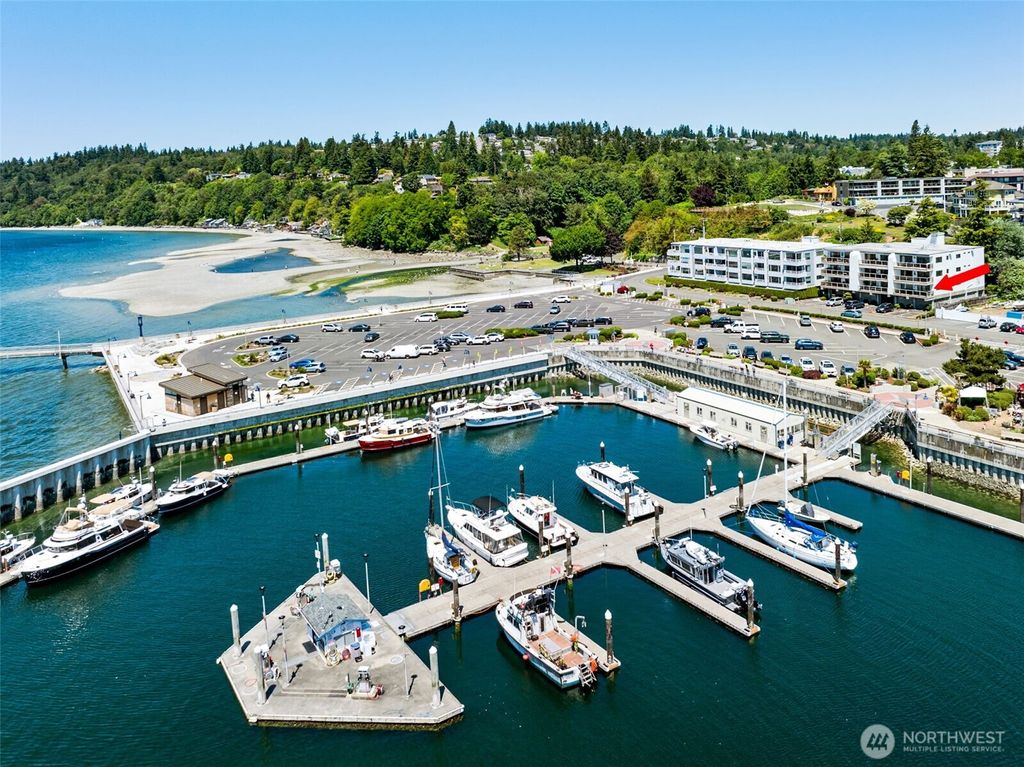 Photo of 22222 Dock Avenue S #1C, Des Moines, WA 98198 (MLS # 2435889)