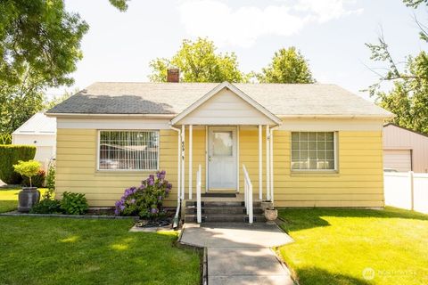 Photo of 609 W Whitman Drive, College Place, WA 99324 (MLS # 2363659)