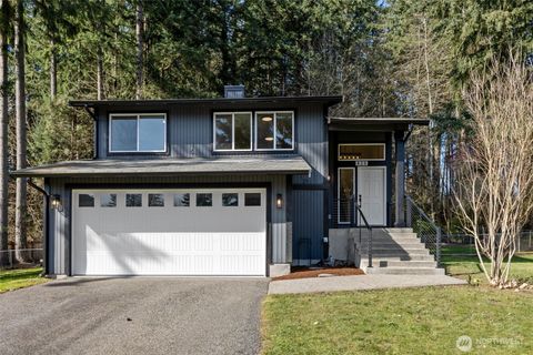 Photo of 825 SE torrey Street, Olympia, WA 98507 (MLS # 2488891)