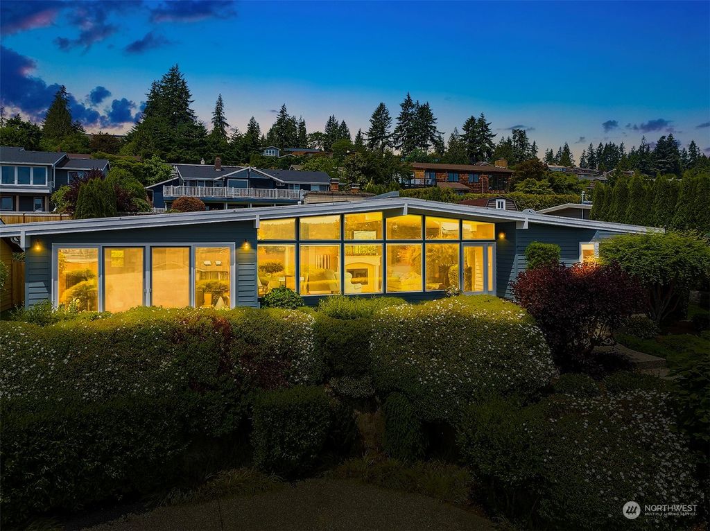 Photo of 2645 171st Avenue SE, Bellevue, WA 98008 (MLS # 2206575)