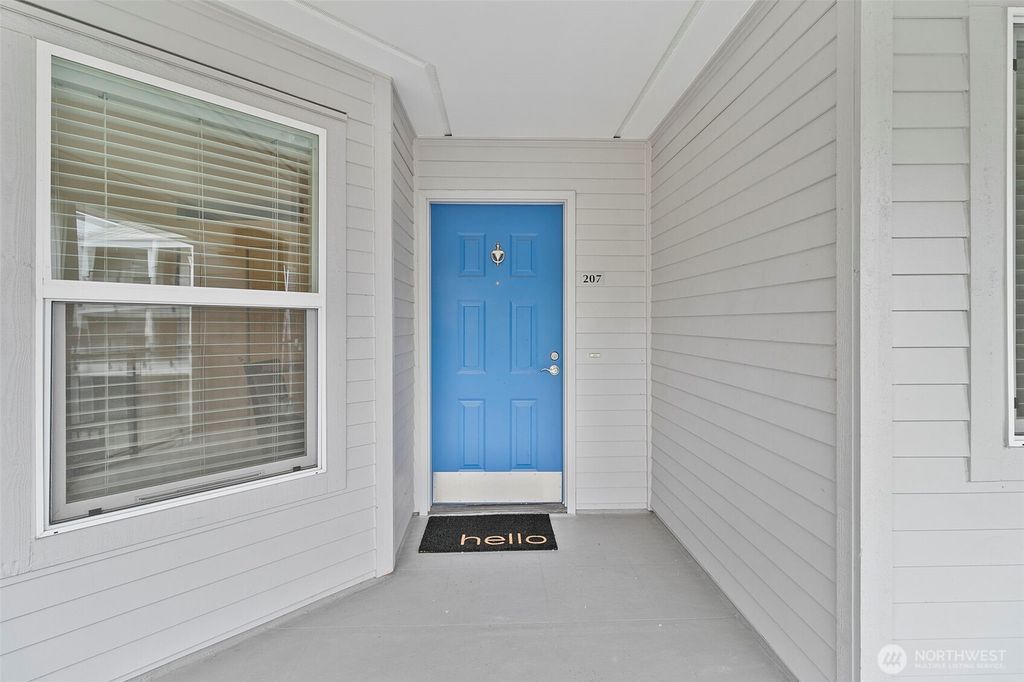 Photo of 410 2nd Avenue S #207, Kirkland, WA 98033 (MLS # 2485161)