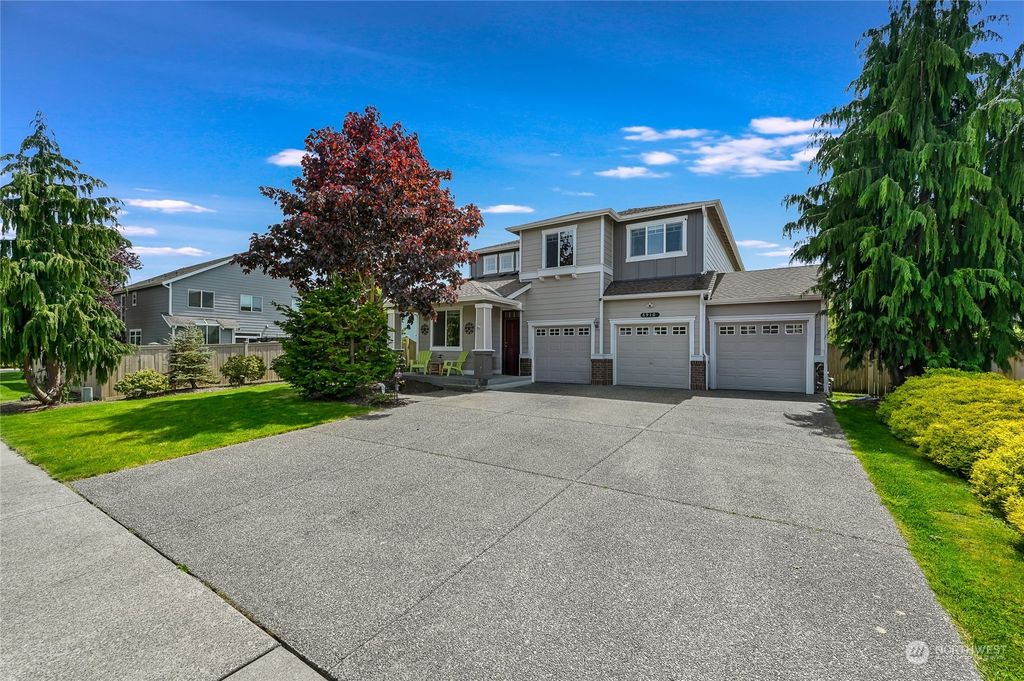 Photo of 6910 287th Place NW, Stanwood, WA 98292 (MLS # 2238235)