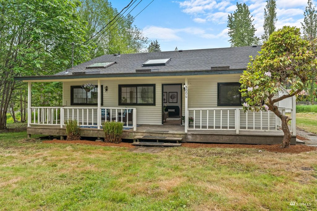 Photo of 5006 200th Street SE, Bothell, WA 98012 (MLS # 1989722)