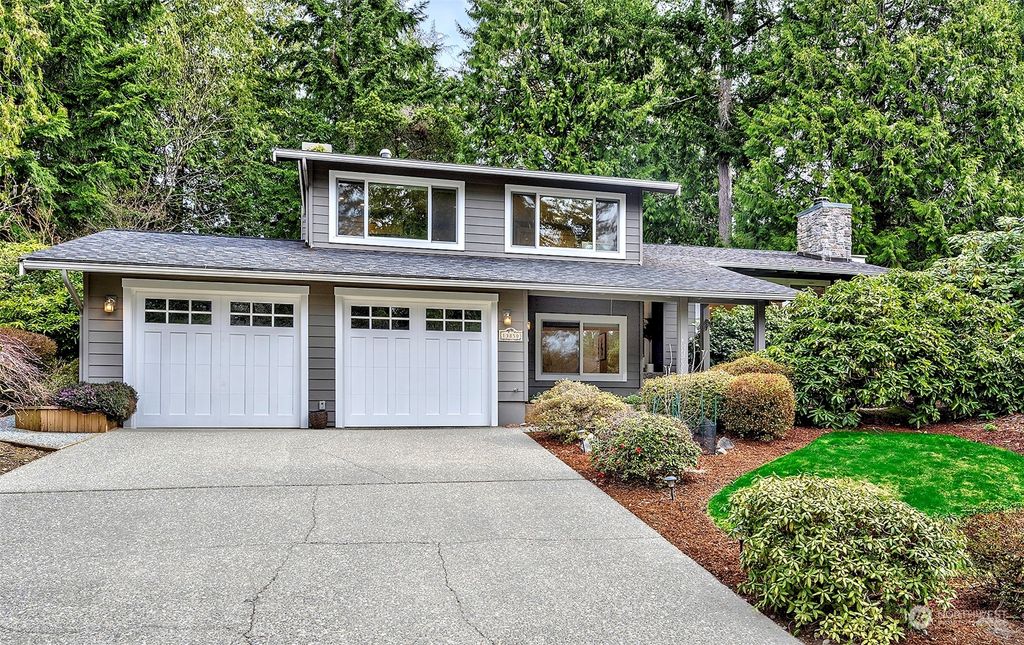 Photo of 13850 173rd Avenue NE, Redmond, WA 98052 (MLS # 2050066)