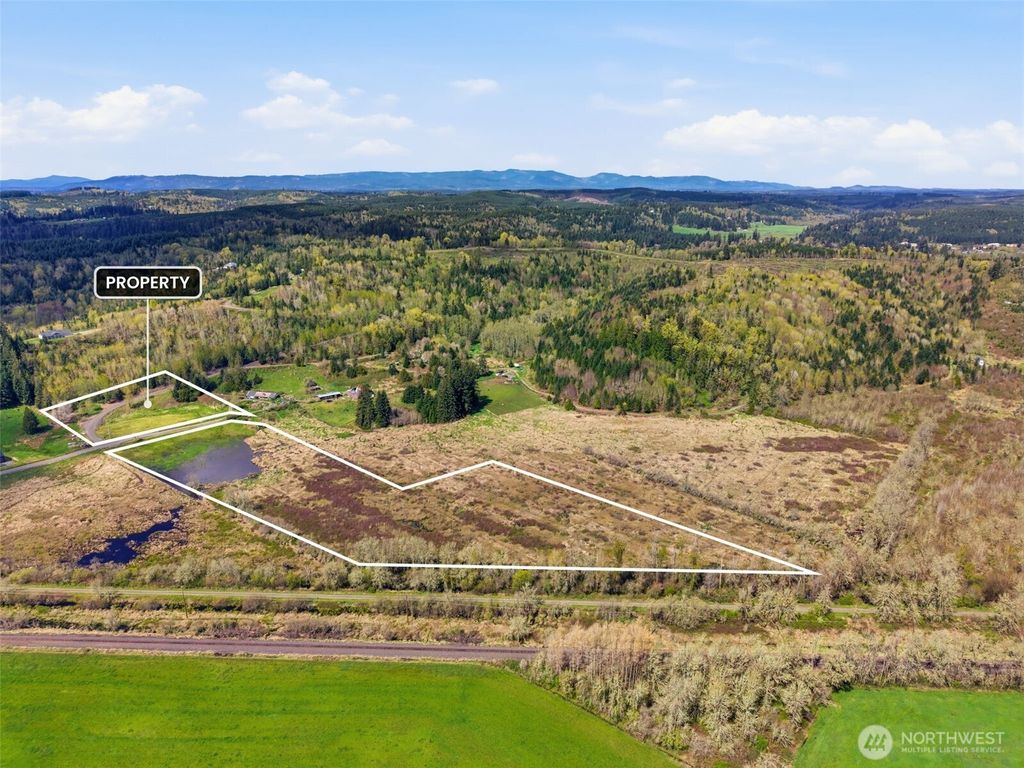 Photo of 102 Seroshek Lane, Centralia, WA 98531 (MLS # 2509674)