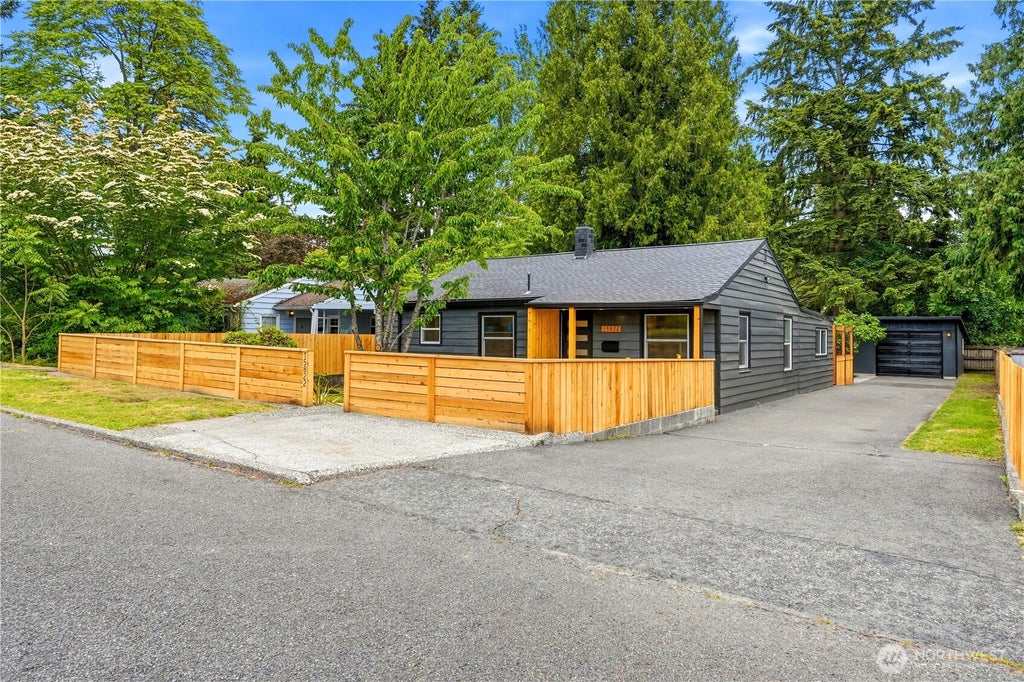 Photo of 15822 26th Avenue NE, Shoreline, WA 98155 (MLS # 2534316)