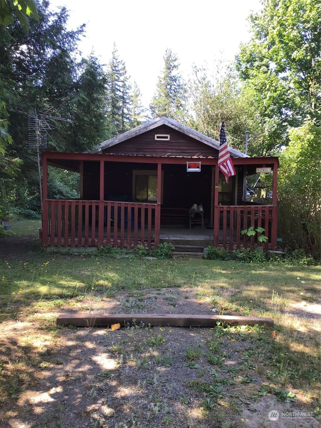 Photo of 32851 SE 310th Street, Ravensdale, WA 98051 (MLS # 2145330)