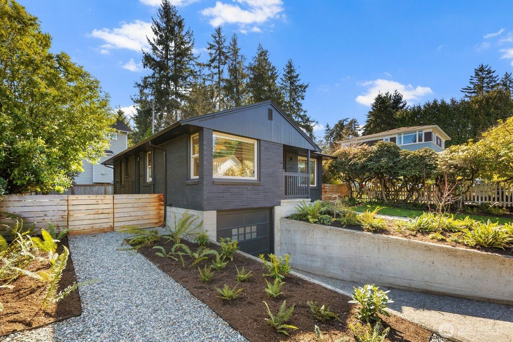 Photo of 1253 NE 90th Street, Seattle, WA 98115 (MLS # 2496394)