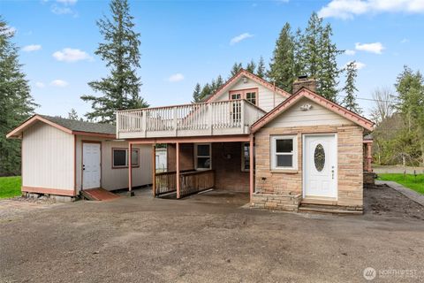 Photo of 22225 NE Redmond-Fall City Road Rd, Redmond, WA 98053 (MLS # 2477318)