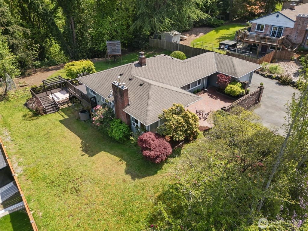 Photo of 4536 119th Avenue SE, Bellevue, WA 98006 (MLS # 2517902)