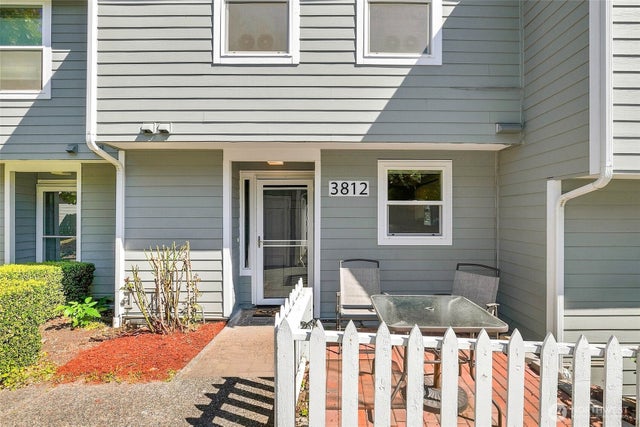 3812 25th Avenue W 4B #4B, Seattle