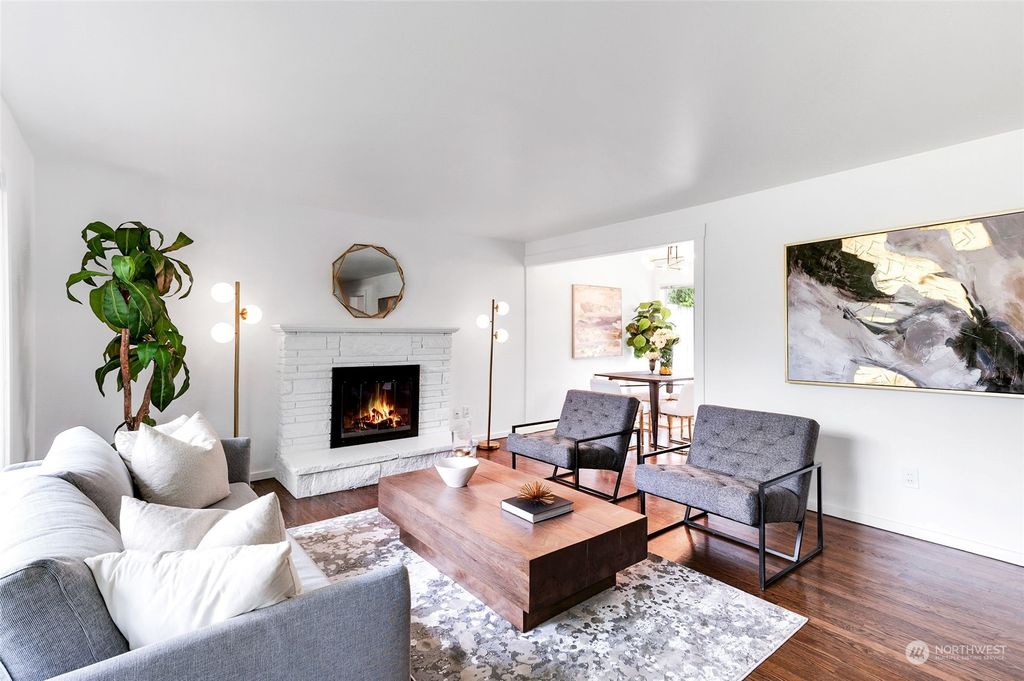 Photo of 2616 NE 137th Street, Seattle, WA 98125 (MLS # 2126102)