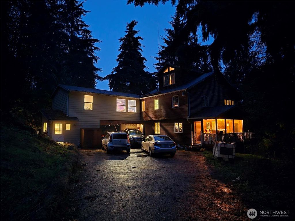 Photo of 25816 178th Street SE, Monroe, WA 98272 (MLS # 2476749)