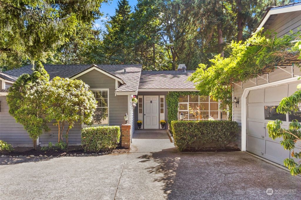 Photo of 12629 NE 2nd Street, Bellevue, WA 98005 (MLS # 2151556)
