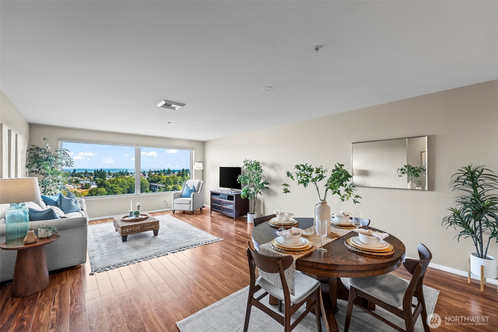 3201 Pacific Avenue 1204