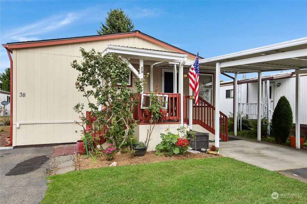 Photo of 16600 25th Avenue NE #38, Marysville, WA 98271 (MLS # 2162128)