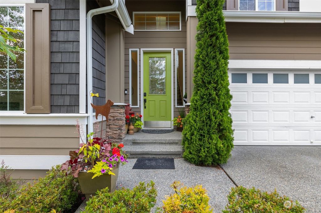 Photo of 19722 82nd Place NE, Kenmore, WA 98028 (MLS # 2126215)