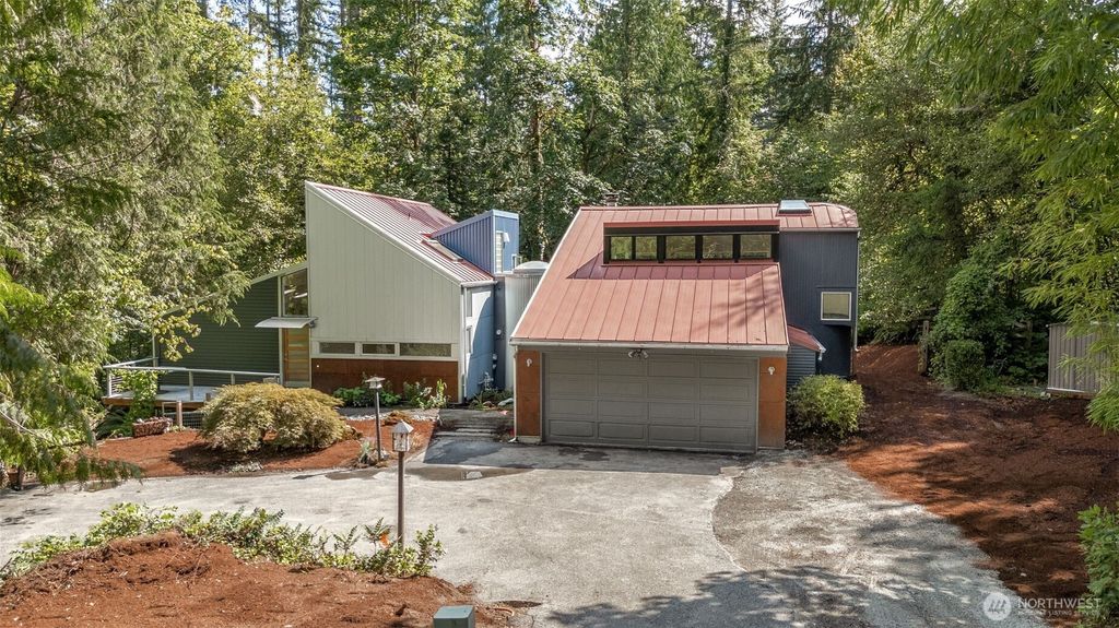 Photo of 26031 SE 156 Street, Issaquah, WA 98027 (MLS # 2424417)