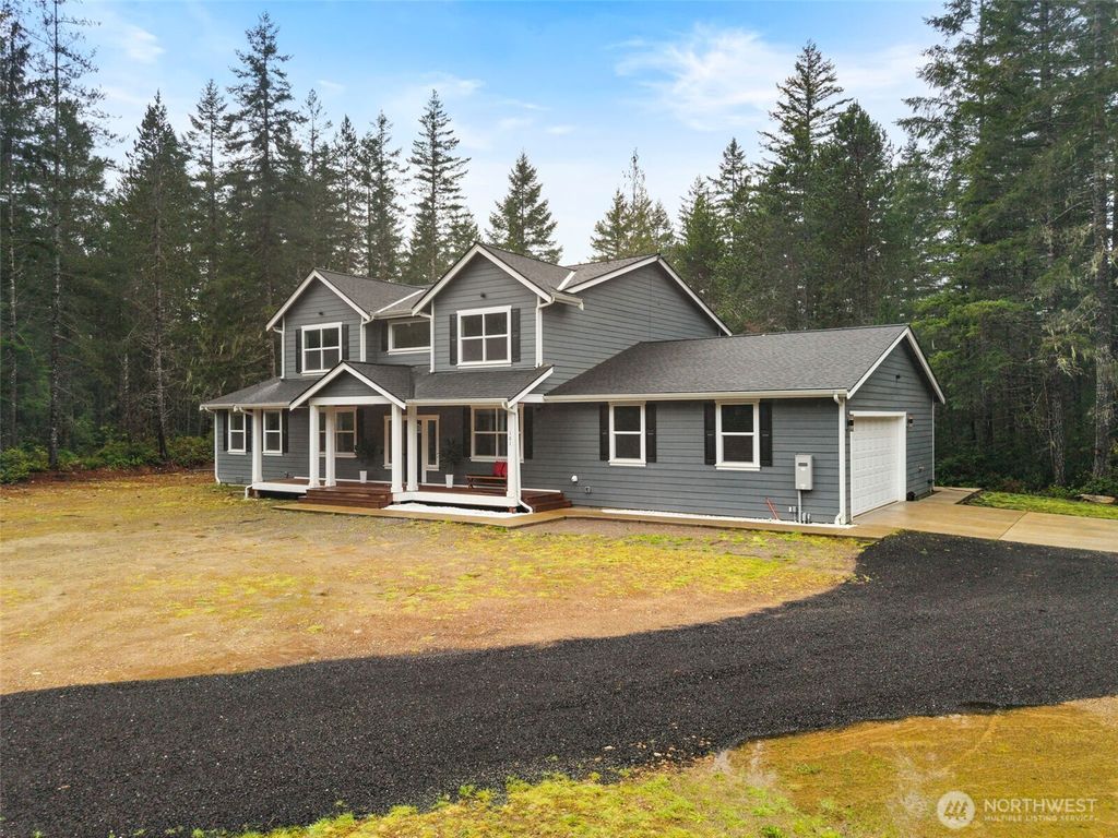 Photo of 101 NE Anvil Lane, Belfair, WA 98528 (MLS # 2476844)