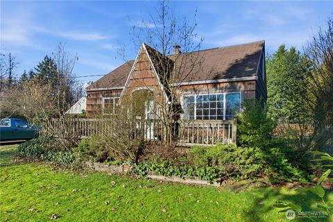 Photo of 503 E 91st Street, Tacoma, WA 98445 (MLS # 2471052)