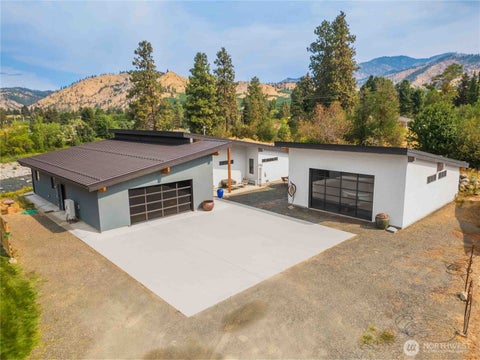 Photo of 34 Steelhead Lane LN, Cashmere, WA 98821 (MLS # 2575820)