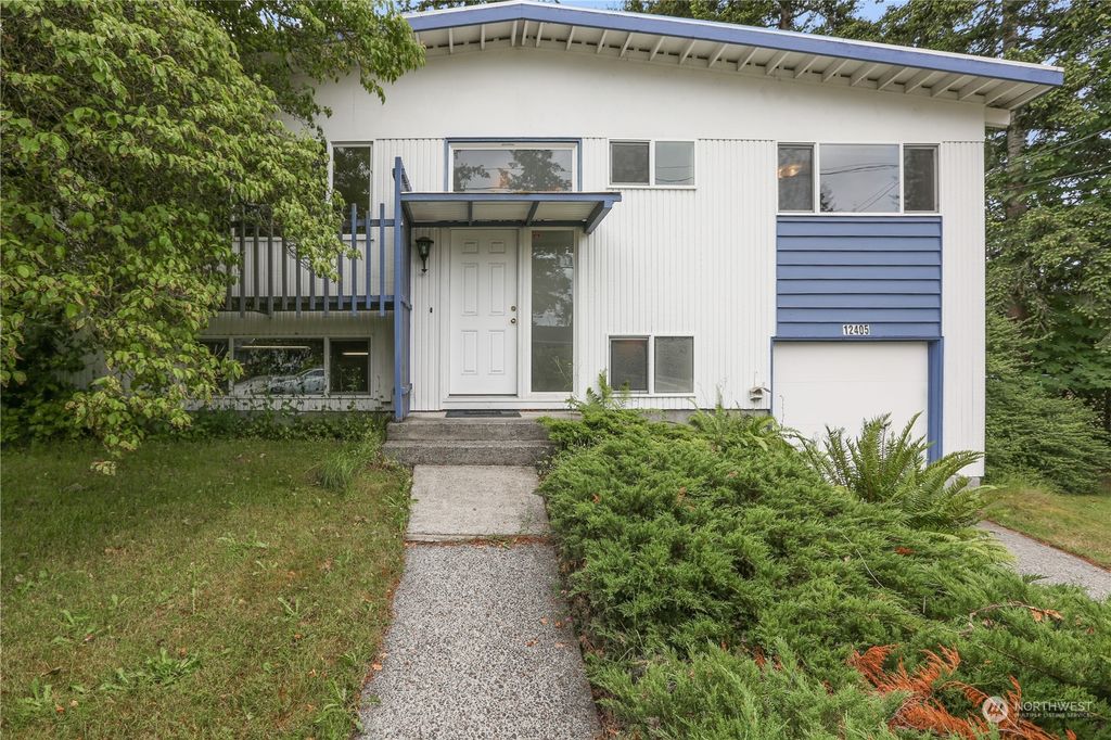 Photo of 12405 SE 158th Street, Renton, WA 98058 (MLS # 2254678)
