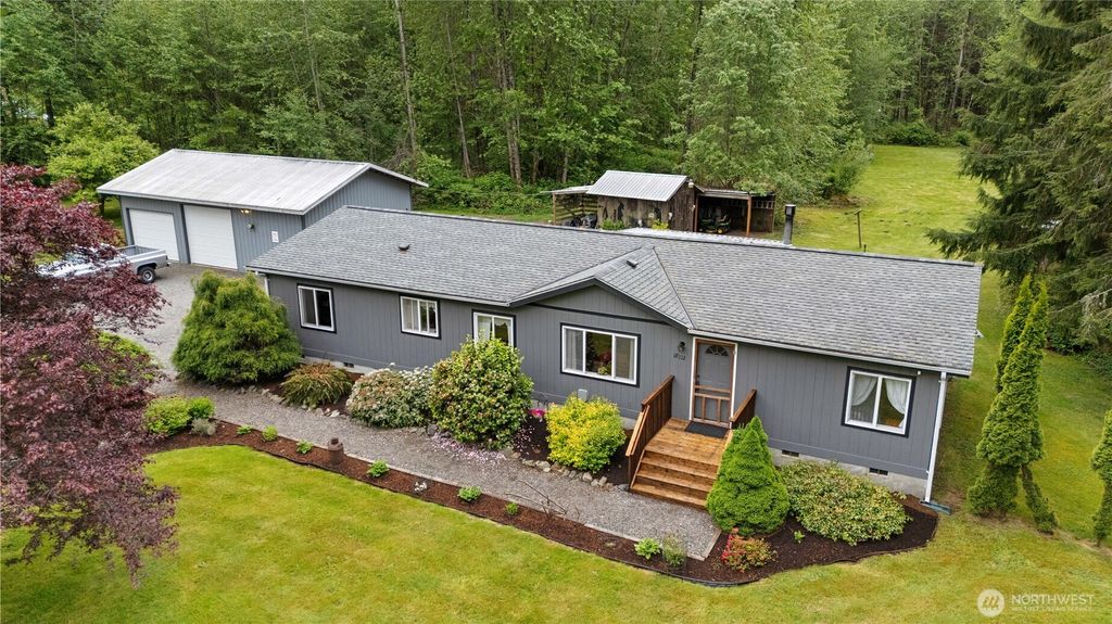 Photo of 18112 56th Street NE, Snohomish, WA 98290 (MLS # 2365235)