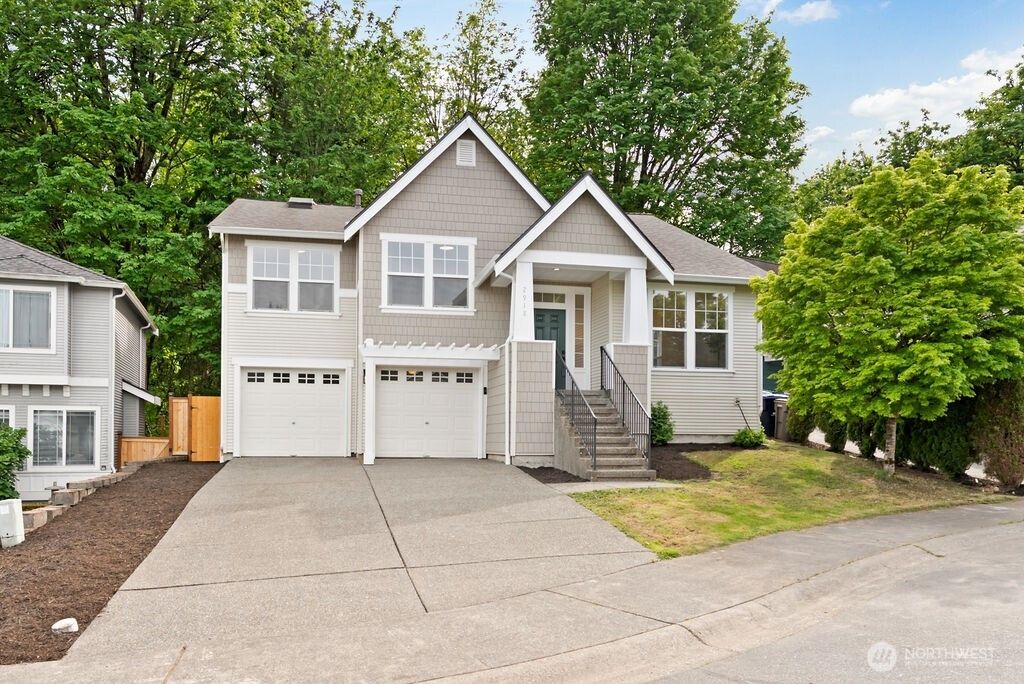 Photo of 2918 153rd Street SW, Lynnwood, WA 98087 (MLS # 2372133)