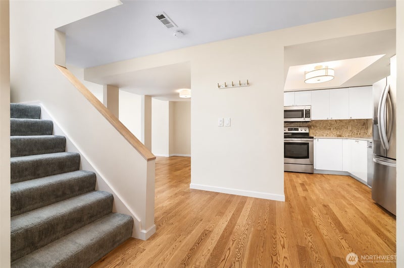 10840 NE 35th Place 2