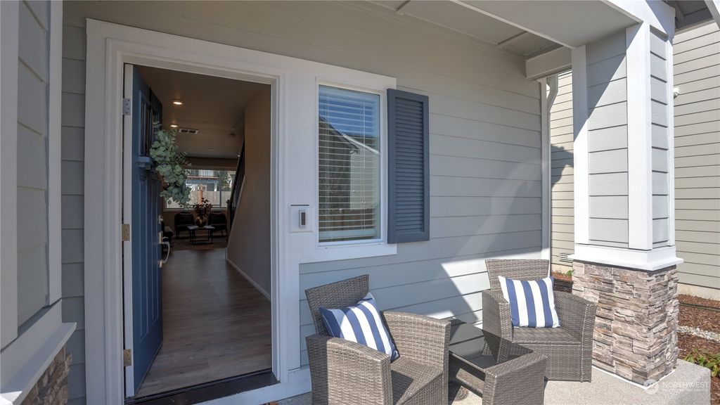 Photo of 19315 122nd Place SE, Kent, WA 98031 (MLS # 2047934)