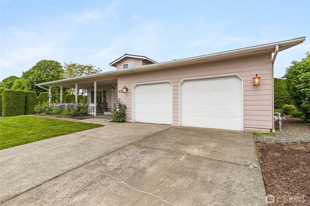 Photo of 4792 N Golf Course Drive, Blaine, WA 98230 (MLS # 2513995)