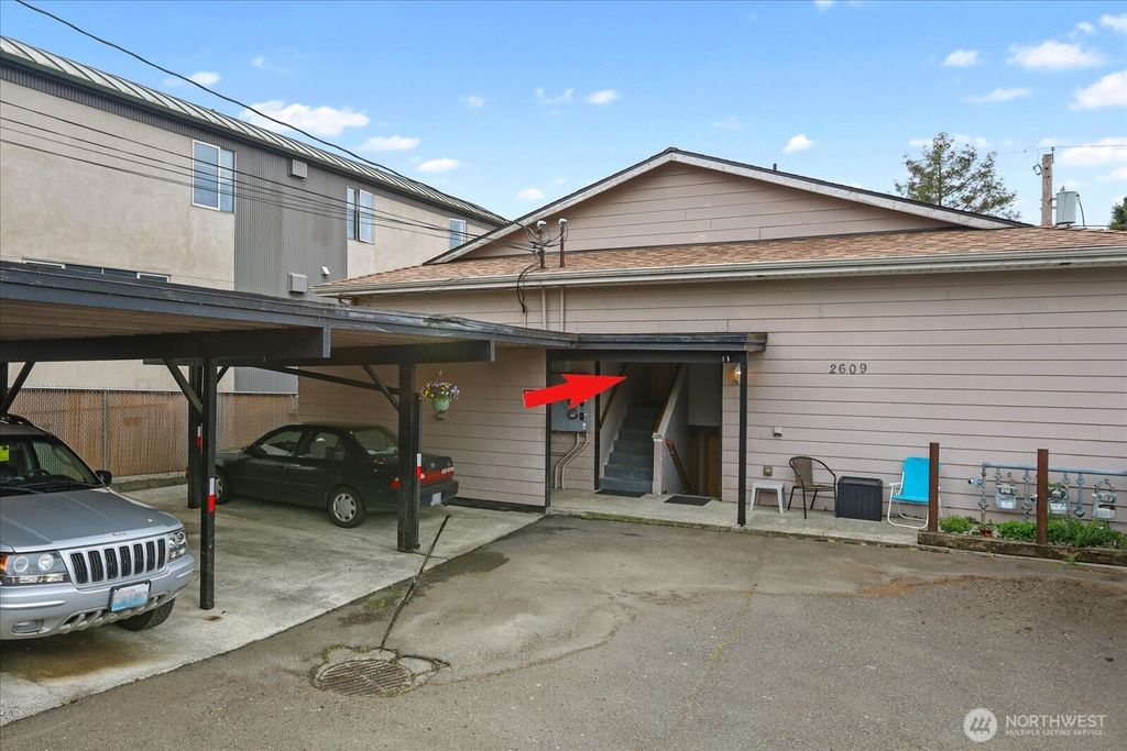 Photo of 2609 W Marine View Drive #2, Everett, WA 98201 (MLS # 2514706)