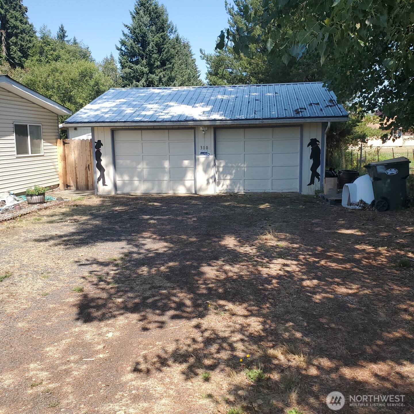 310 W 6th Avenue