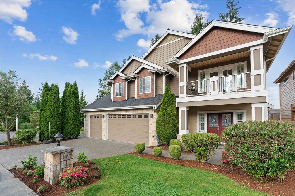 Photo of 331 Rosario Place NE, Renton, WA 98059 (MLS # 2379487)