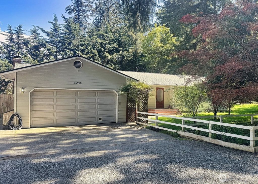 Photo of 26918 262nd Avenue SE, Ravensdale, WA 98051 (MLS # 2490953)
