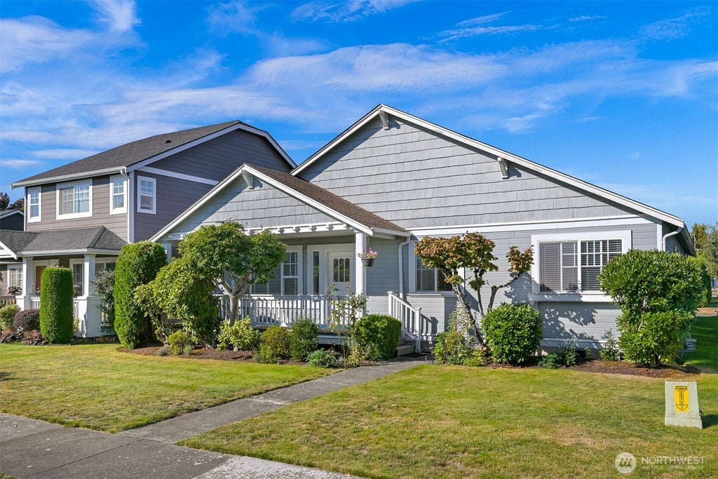 Photo of 2225 Dogwood Street, Lynden, WA 98264 (MLS # 2584067)